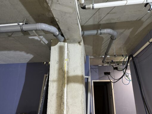 Riolering onder het plafond – woningbouw 4